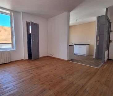 Location appartement 2 pièces - 43m² à Vichy (03200) - Photo 1