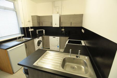 Student Accommodation, 90 Portland Street, Lincoln, Lincolnshire, LN5 7LB, United Kingdom - Photo 5