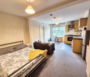 Studio to rent - Photo 3