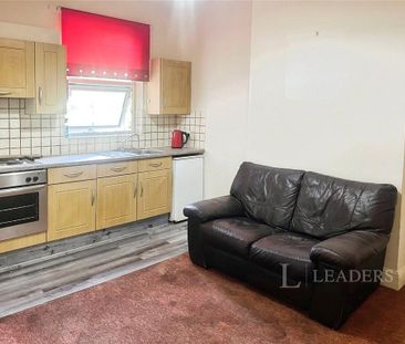 Studio to rent - Photo 5