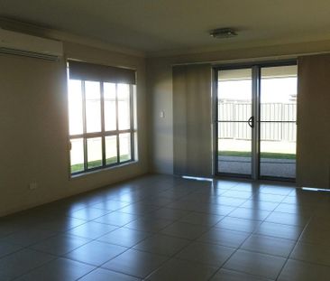 2 Singleton Court - Photo 2