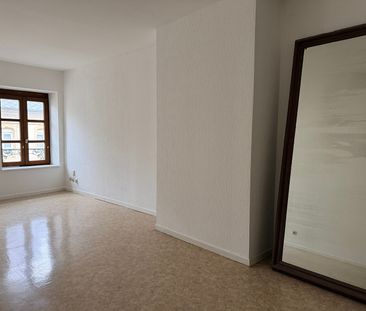 Location Appartement 2 pièces 64m² - Photo 4