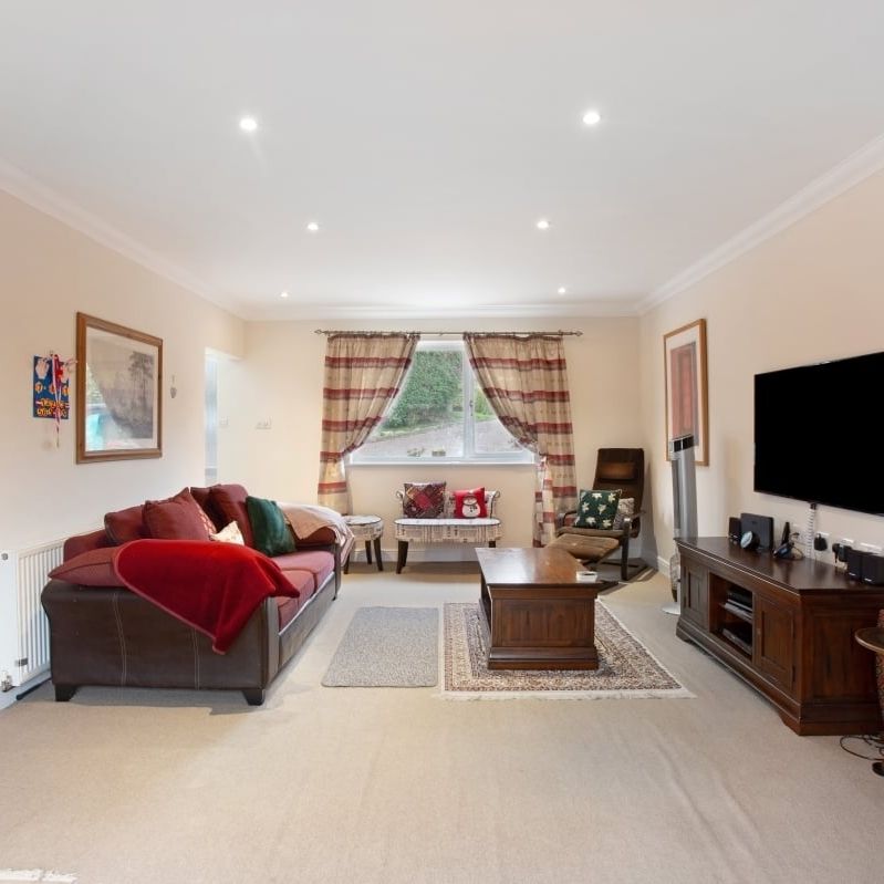 3 bedroom detached house to rent - Photo 1