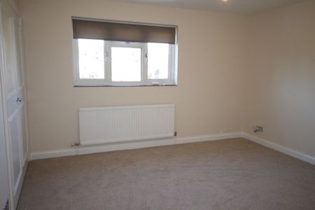 Prinsted Lane, Prinsted, Emsworth - Photo 4