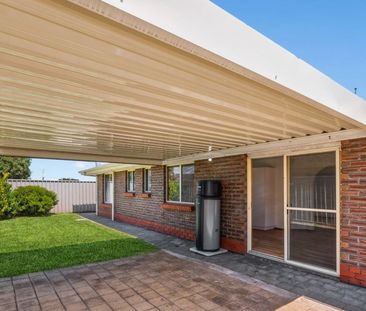 3 Bedroom Homette - Great Location - Photo 6