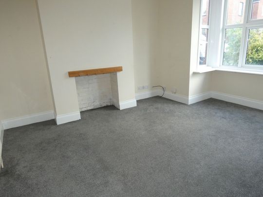 3 bed House - To Let - Photo 1