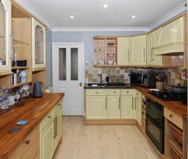 3 bedroom bungalow to rent - Photo 6