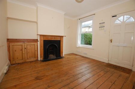 2 bedroom terraced house to rent - Photo 3