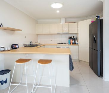 IMMACULATE 3 BEDROOM HOME IN ARUNDEL - Photo 5