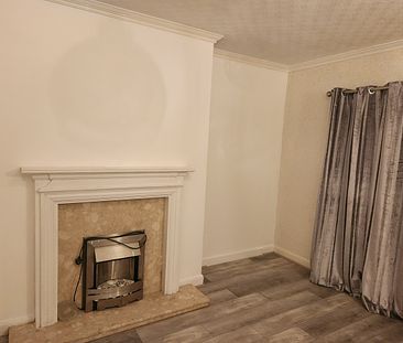 Room in a Shared House, Alford Avenue, M20 - Photo 1
