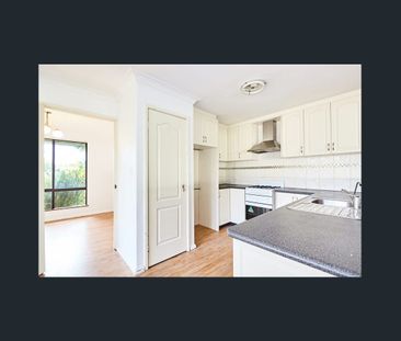 four-bedroom home on large 773sqm block - Photo 3