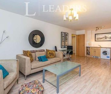 Hudson House, Epsom, KT19 - Photo 1
