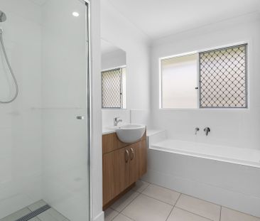 Spacious 4-Bedroom Family Home in Serene Redland Bay Location with ... - Photo 4