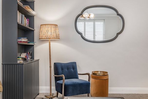 Franklins Row, London, SW3 - Photo 1