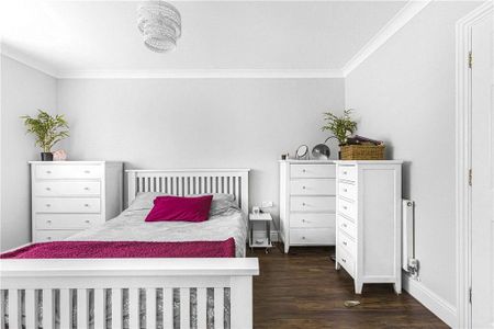 5 bedroom semi-detached house to rent - Photo 3