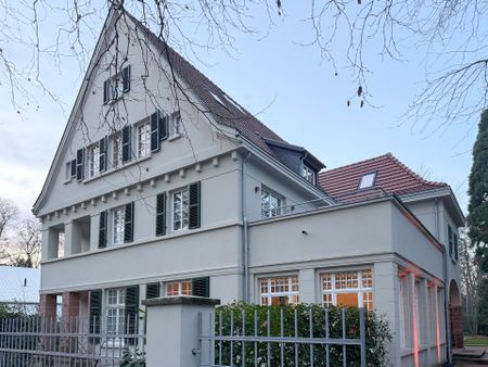 Attraktive Wohnung in zentraler Lage von Bad Godesberg - Photo 2