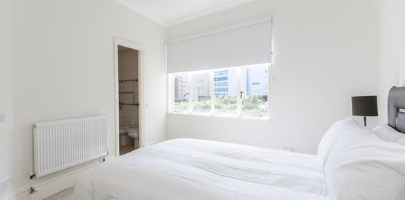 Park Road, St Johns Wood, London, NW8 7HY - Photo 2