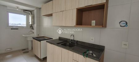 Apartamento com 3 quartos e 78m² para alugar em Marechal Rondon, Canoas. - Photo 2