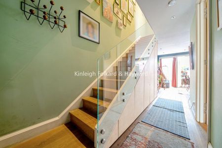 2 bedroom terraced house to rent - Photo 4