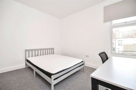 United Kingdom, Outram Street, TS1 4EL, Middlesbrough - Photo 2