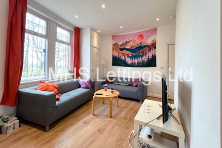 1 Bedroom End Terraced House for rent in Glossop View - Photo 2