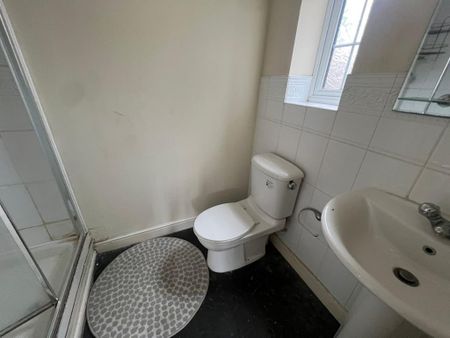 7 bedroom detached house to rent - Photo 4