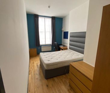 6 bed Apartment in Slater Street , Liverpool, L1 4BX - Photo 4