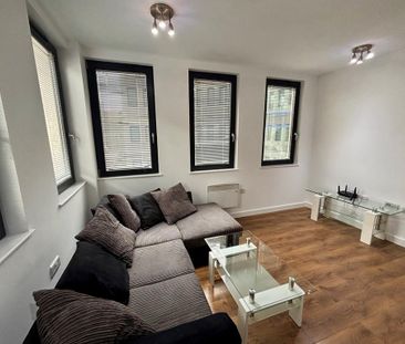 2 bedroom flat to rent - Photo 1