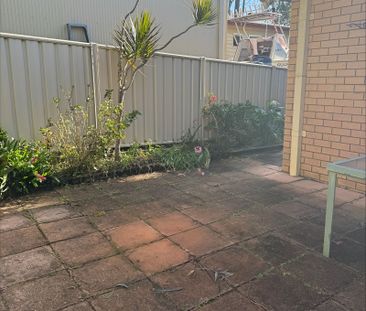 Home For Rent - Photo 3