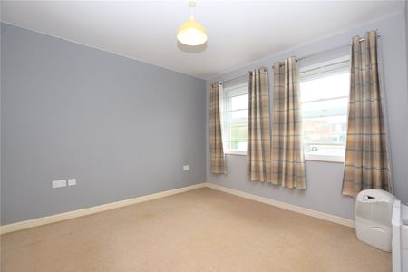 7, Whitehall Drive, Leeds, West Yorkshire, LS12 5LW - Photo 3