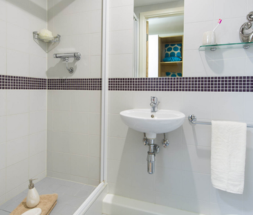 Studio to rent - Photo 6