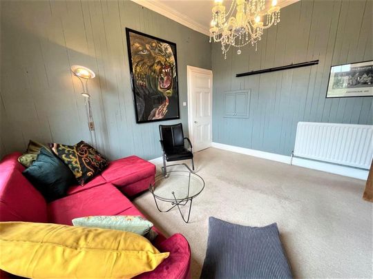 5 bedroom villa to rent - Photo 1