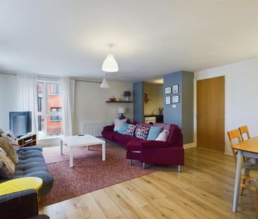 Apt 39, Greenwood Building, Old Bakers Court, Belfast, BT6 8QZ - Photo 2