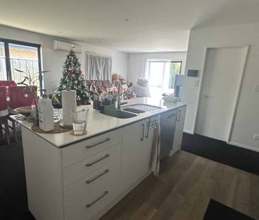 Rolleston 4 bedrooms - Photo 3