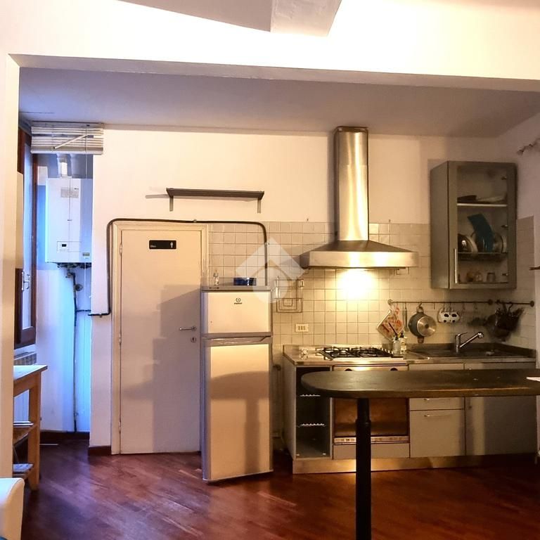Monolocale in affitto - Photo 1