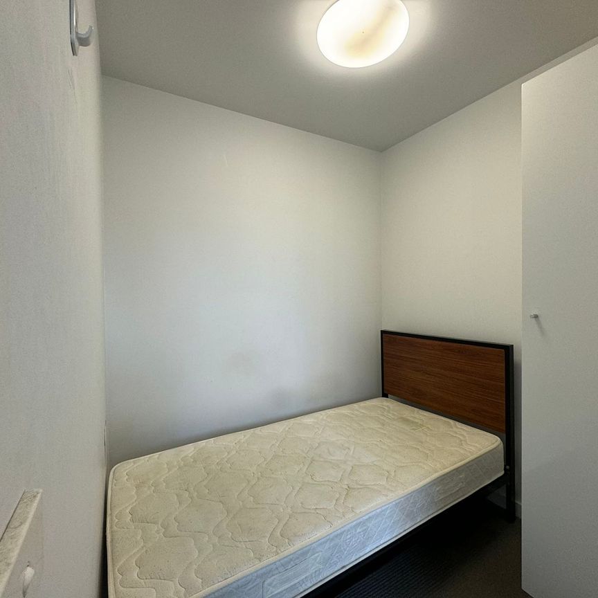 1-Bedroom Apartment in Prime Prahran Location - Photo 1