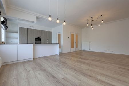 Prachtig appartement met twee slaapkamers, terras en garagebox in Wilrijk! - Photo 5