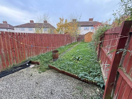 2 bedroom terraced house to rent - Photo 5