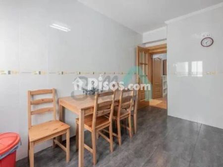 Piso en alquiler en Centro - Foto 4