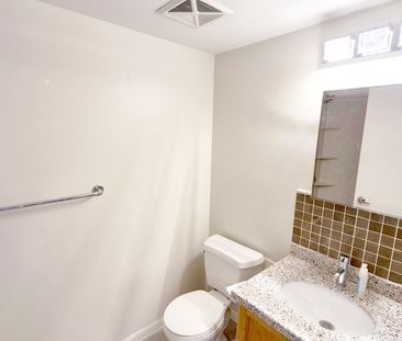 For Lease - 2464 Weston Road Unit# 701, Toronto, Ontario - Photo 3