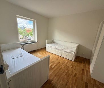 Prins Carlsgatan, Höganäs - Photo 3