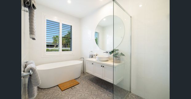 Elegant and Effortless - Coastal Sanctuary Just Minutes From The Beach - Furnished - Photo 1