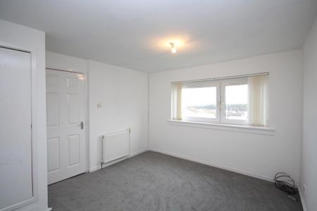 2 bedroom end of terrace house to rent - Photo 4