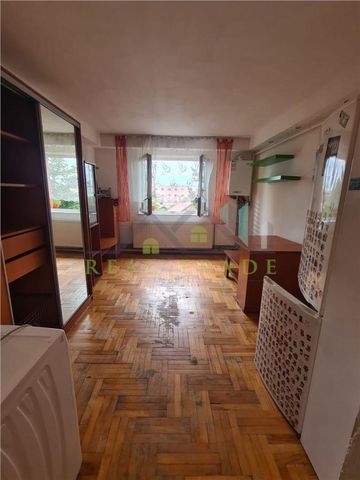 Garsoniera mobilata zona Uzina 2 - Fotografie 2