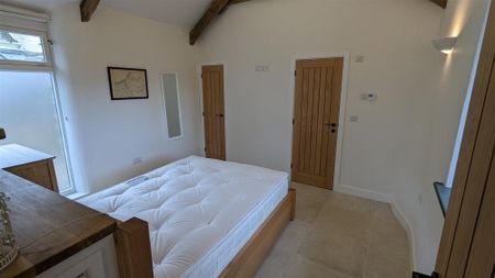 The Old Rectory, Fairy Cross, Bideford - Photo 2