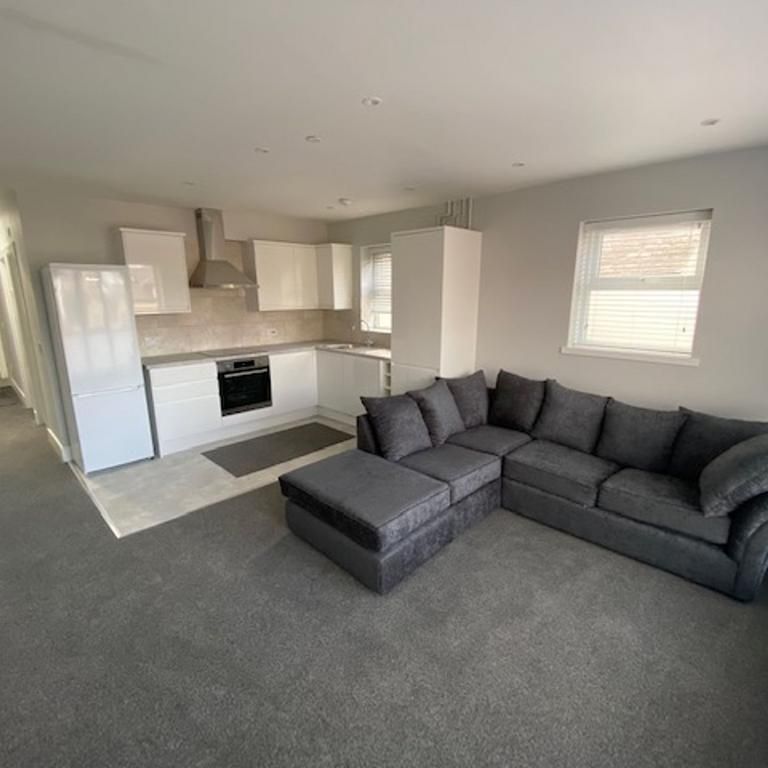 1 bedroom flat to rent - Photo 1