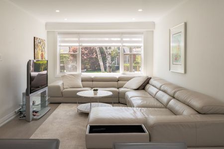 For Lease - 29 Broadview Avenue Unit# 2, Mississauga, Ontario - Photo 3