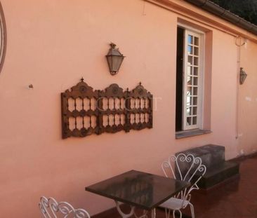 Trastevere: Charming little cottage. Furnished 1 bedroom, bath, liv... - Photo 3