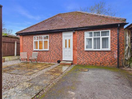 2 bedroom detached house to rent - Photo 5