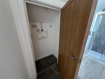 Holborn Place, Bulwell, Nottingham, Nottinghamshire, NG6 - Photo 3